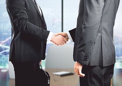 Página Licenciatura Presencial en Comercio Internacional en UNEA